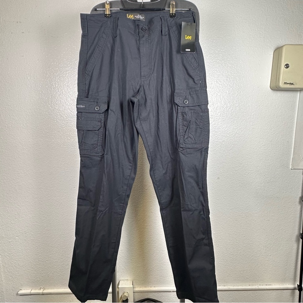 Lee Men's Black Relaxed Fit Cargo Pants Size 34x34